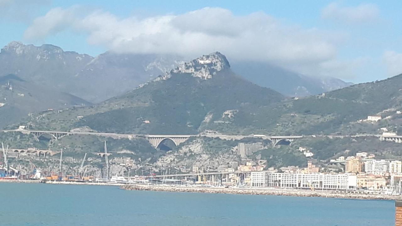Salerno Centraal Apartment Exterior foto